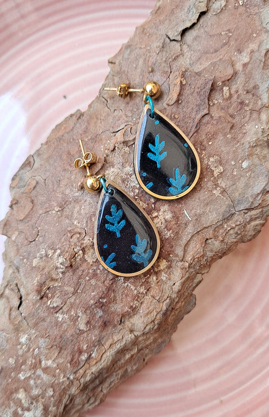 pendientes Lágrima azul y negro