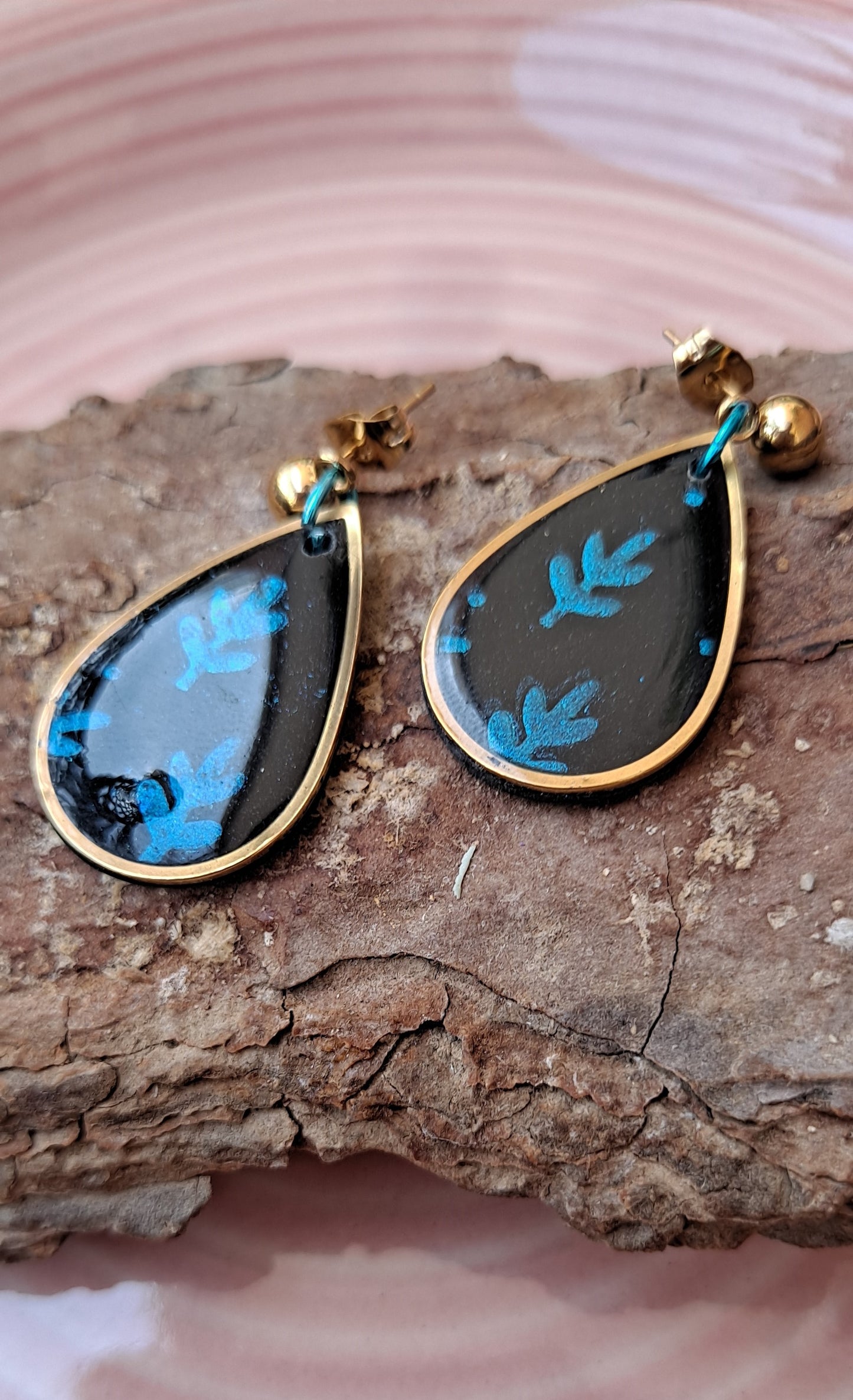 pendientes Lágrima azul y negro