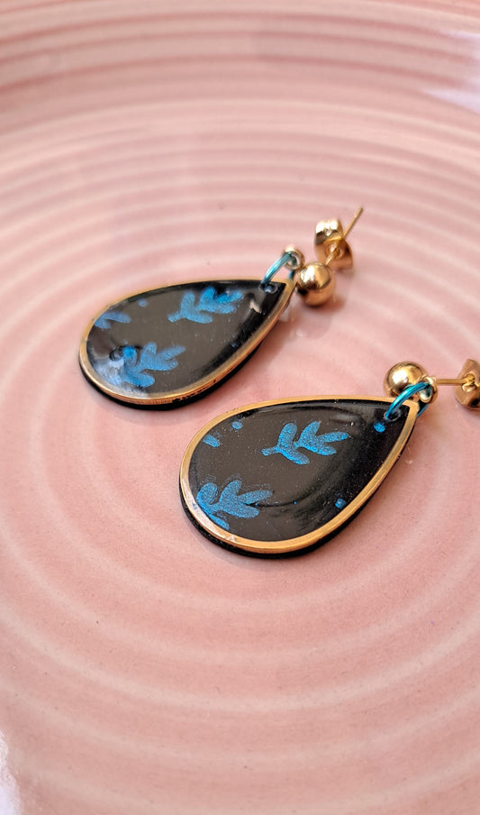 pendientes Lágrima azul y negro